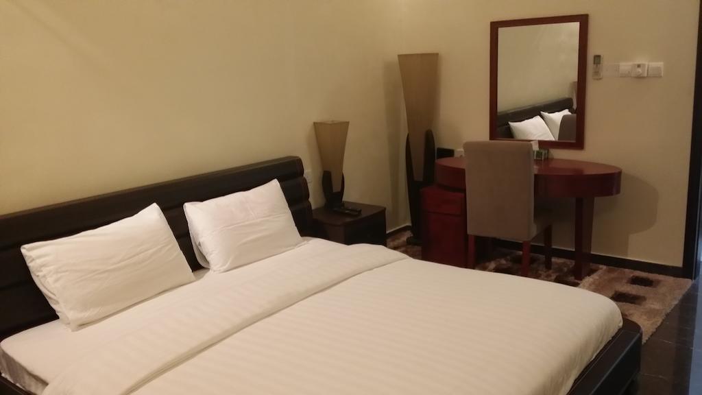 Rimal Suites Apartments Salalah Bagian luar foto